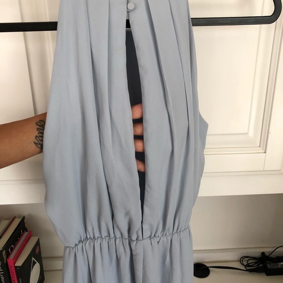 Spring time Pleated Dress - Picture 3 of 3